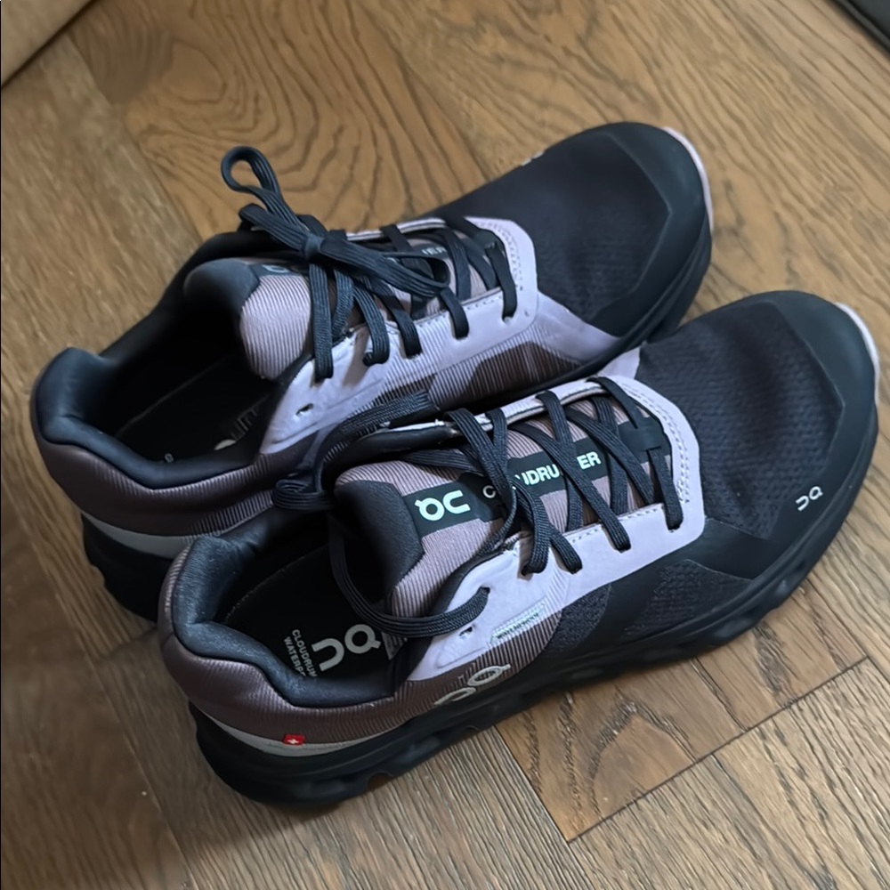 On Running Women's Cloudrunner Waterproof Sneakers, Black/Grape - like new